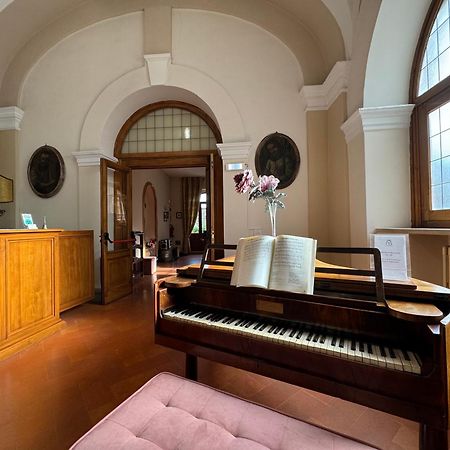 Monastero Ss. Annunziata Otel Todi Dış mekan fotoğraf The piano room